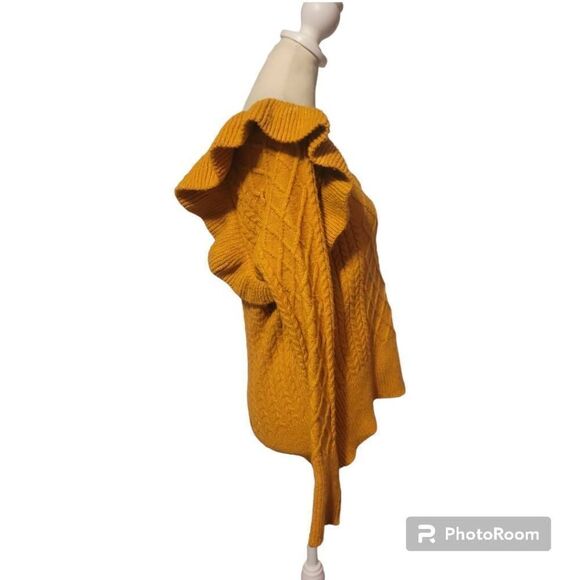 Broadway 38 Women's Boat Neck Mustard Sweater Size Small - Picture 4 of 6